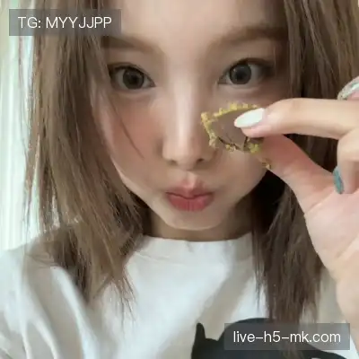 岑宝菱